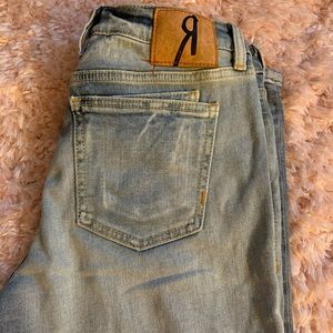Like new rock revival skinny jeans size 29
